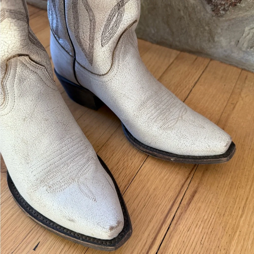 IDYLLWIND WOMEN'S COLT WESTERN BOOTS - SNIP TOE White Western Cowboy Boots - Picture 6 of 7